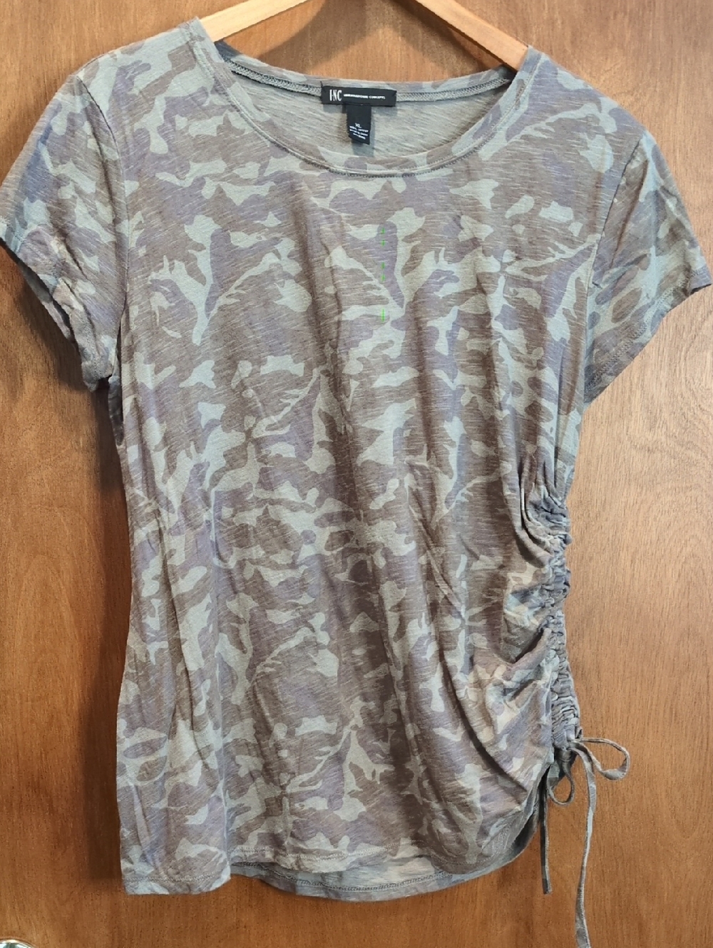 INC International Concepts Short Sleeve Tee in Camo Size XL